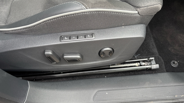 Skoda Enyaq 210kW 85x Sportline 82kWh 4x4 5dr Auto Electric 